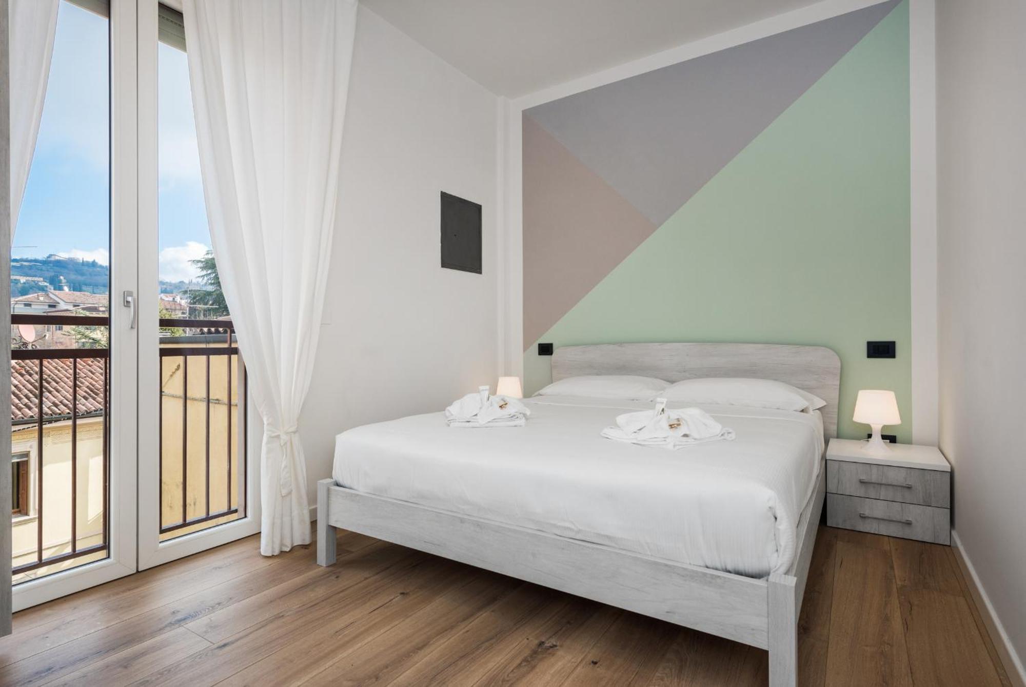Apartment Flats4rent Mameli 140 *